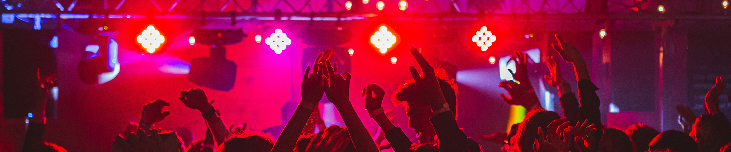 Ordina braccialetti personalizzati per discoteche in Europa